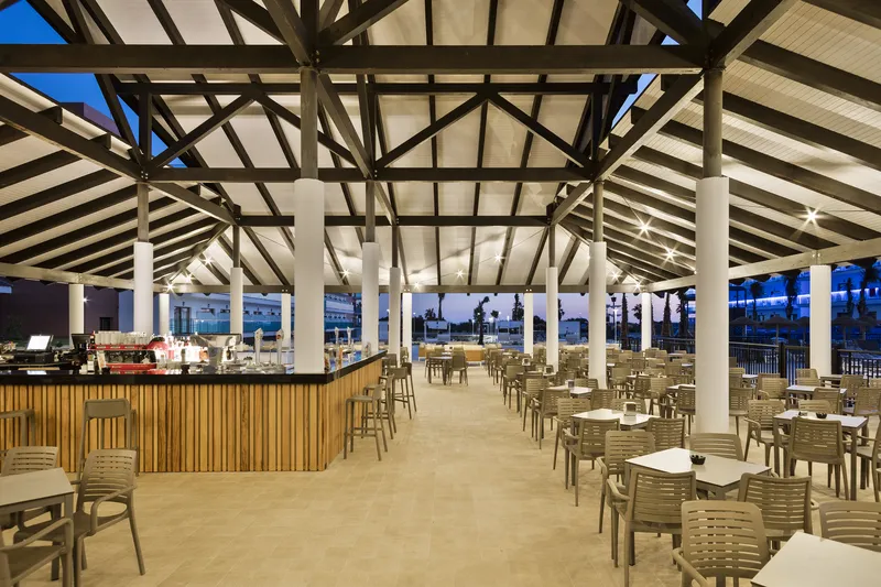 Bar terraza Best Costa Ballena